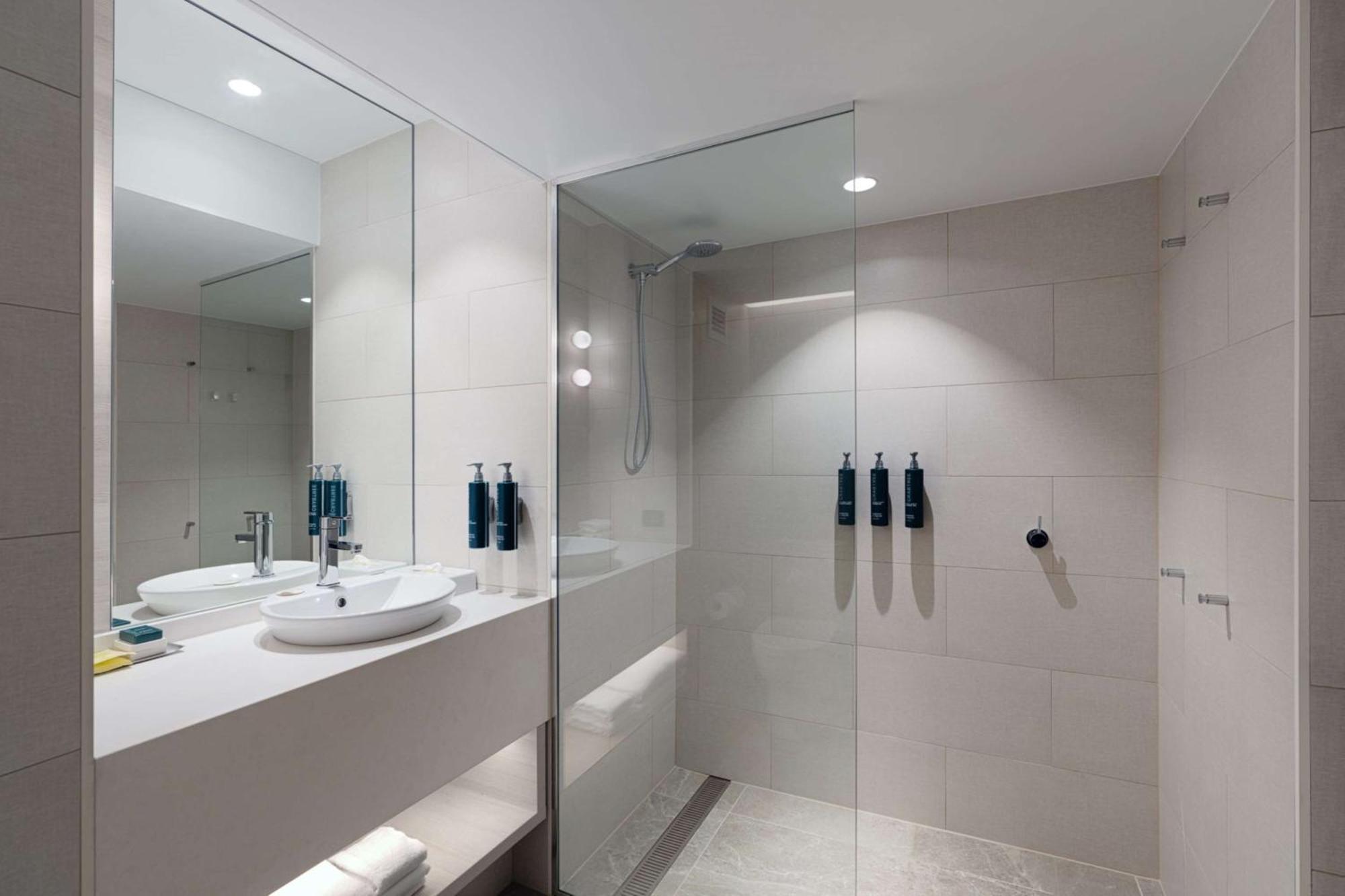 فندق Doubletree By Hilton Esplanade داروين المظهر الخارجي الصورة