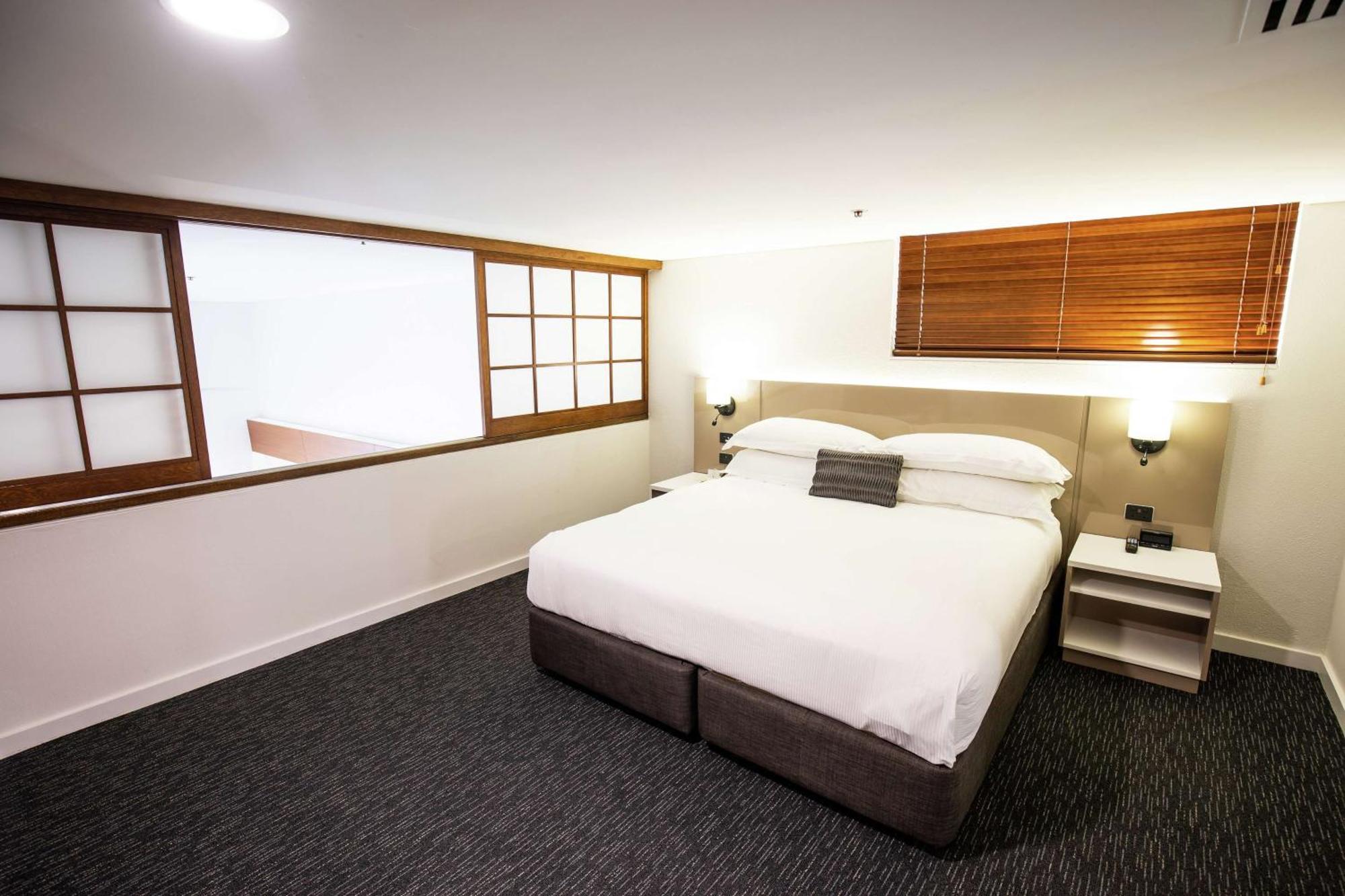 فندق Doubletree By Hilton Esplanade داروين المظهر الخارجي الصورة