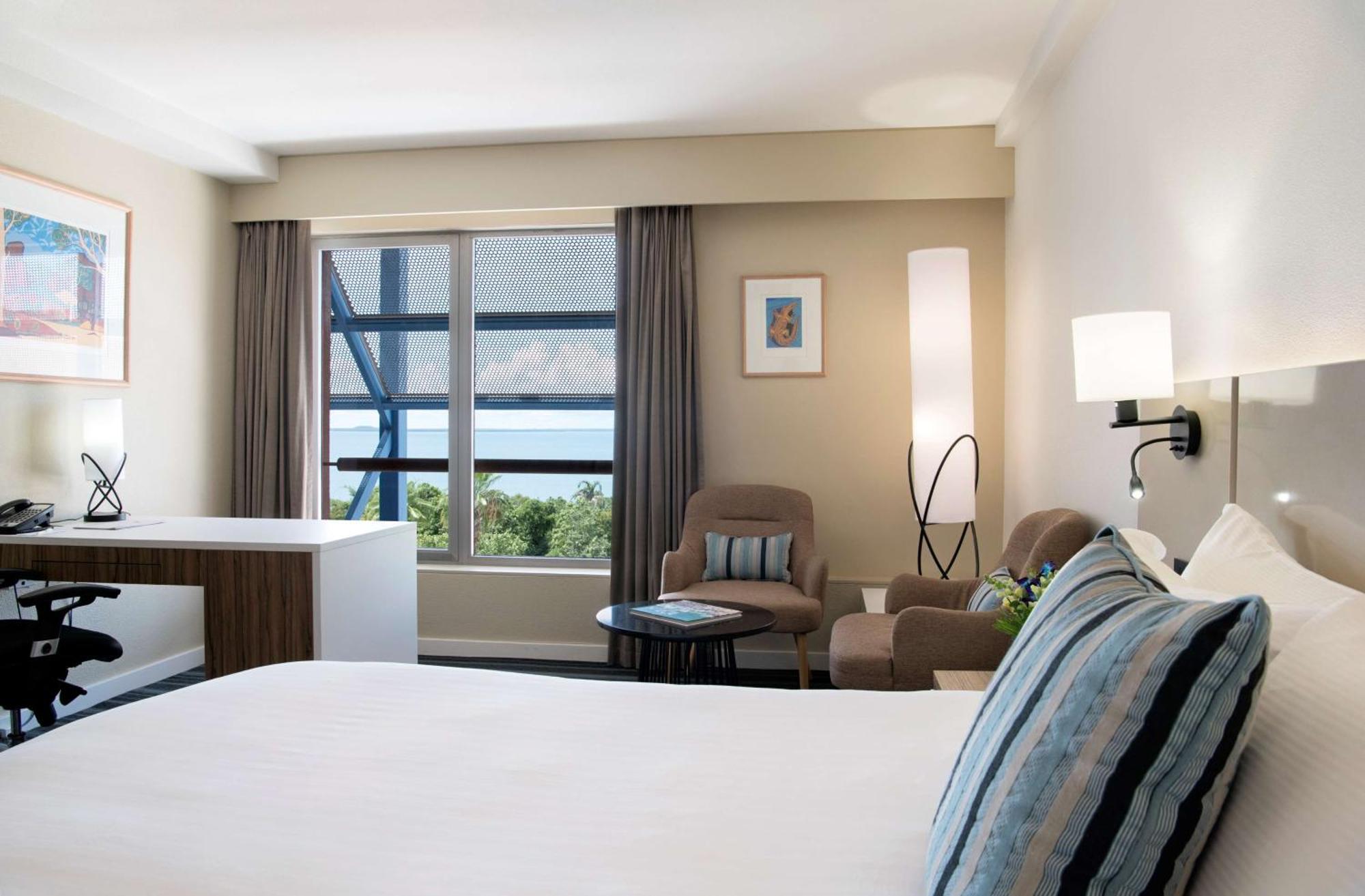 فندق Doubletree By Hilton Esplanade داروين المظهر الخارجي الصورة