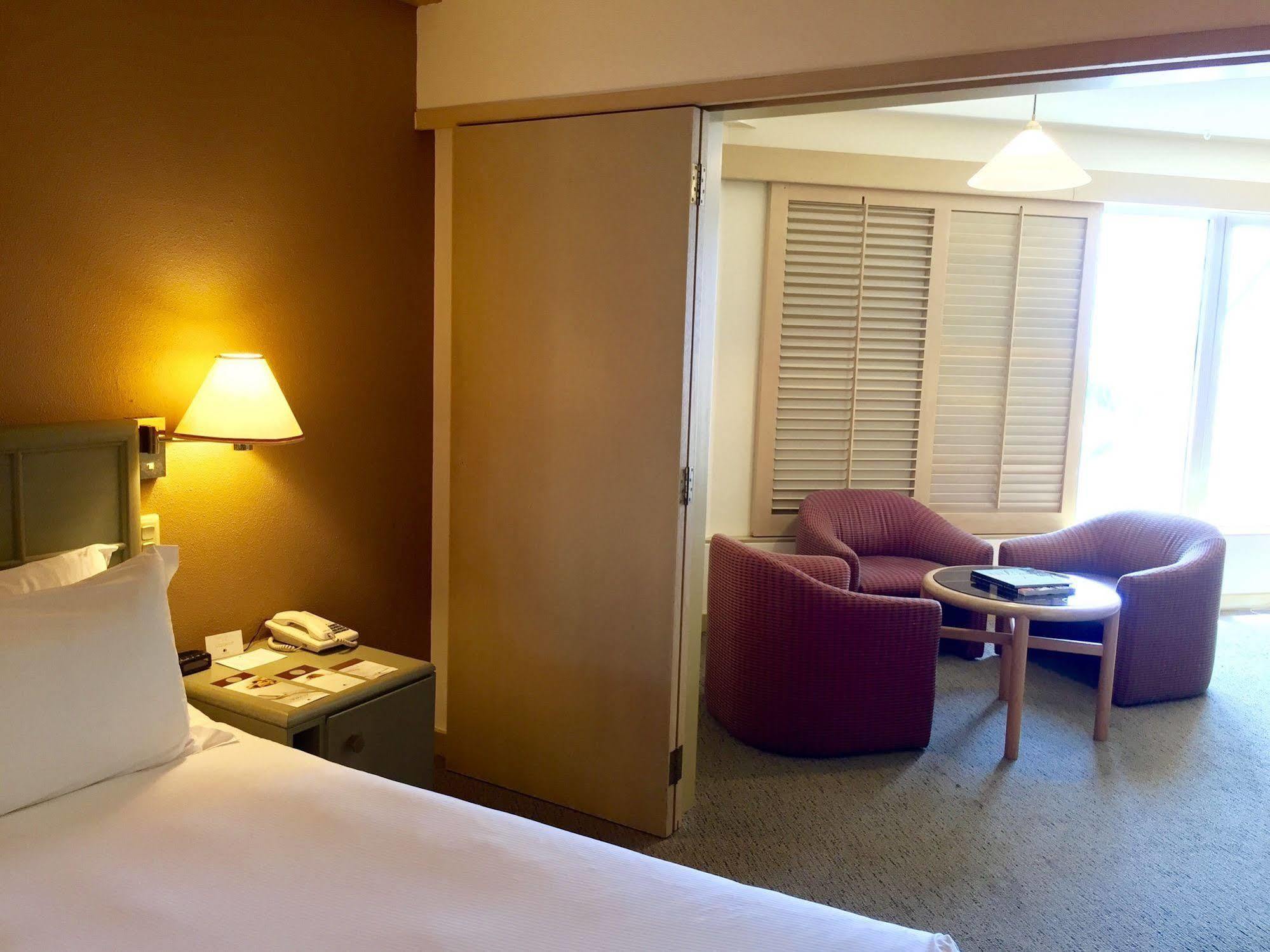 فندق Doubletree By Hilton Esplanade داروين المظهر الخارجي الصورة